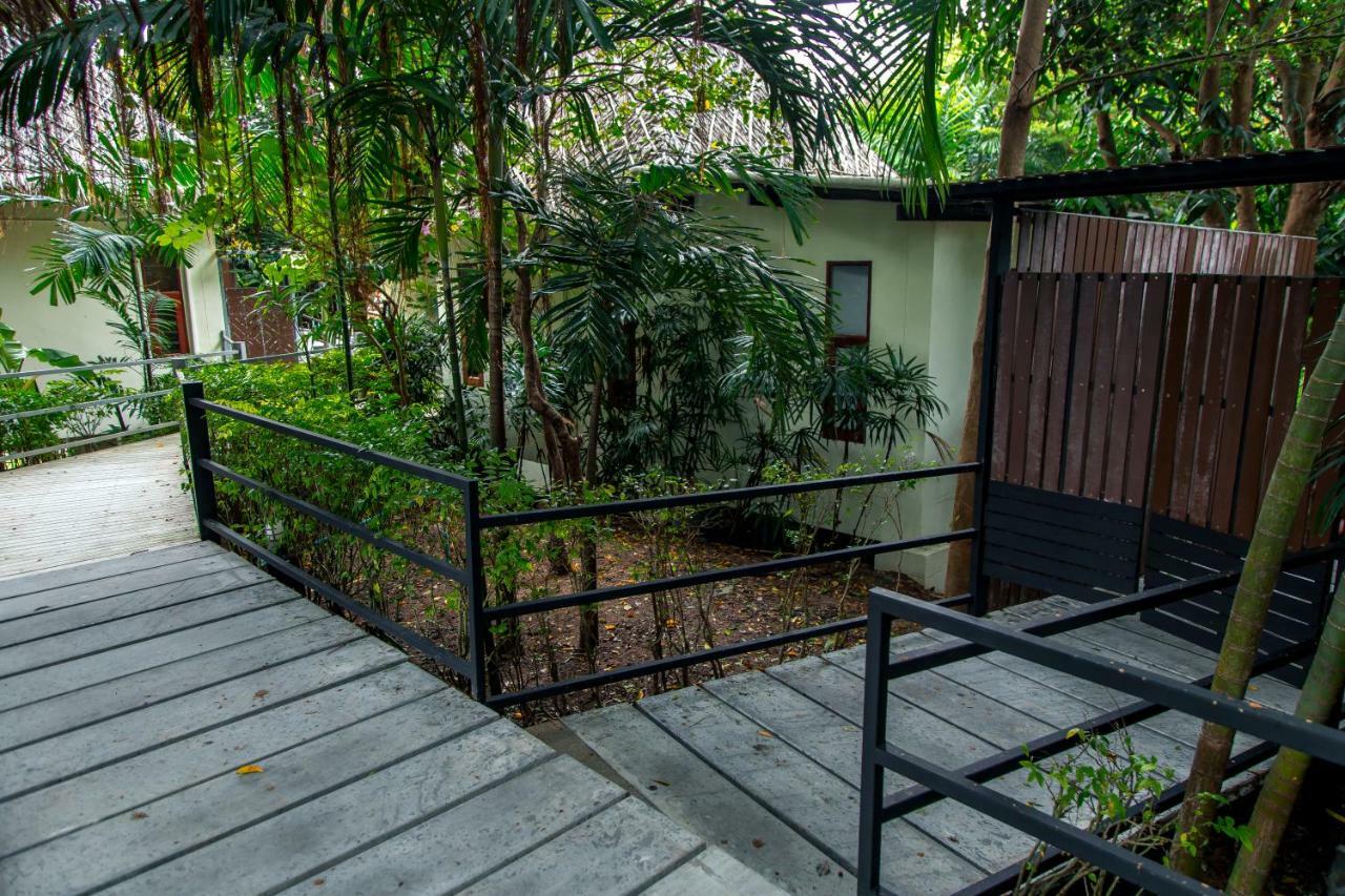 Loyfa-Holina Natural Resort Phangang-sziget Kültér fotó