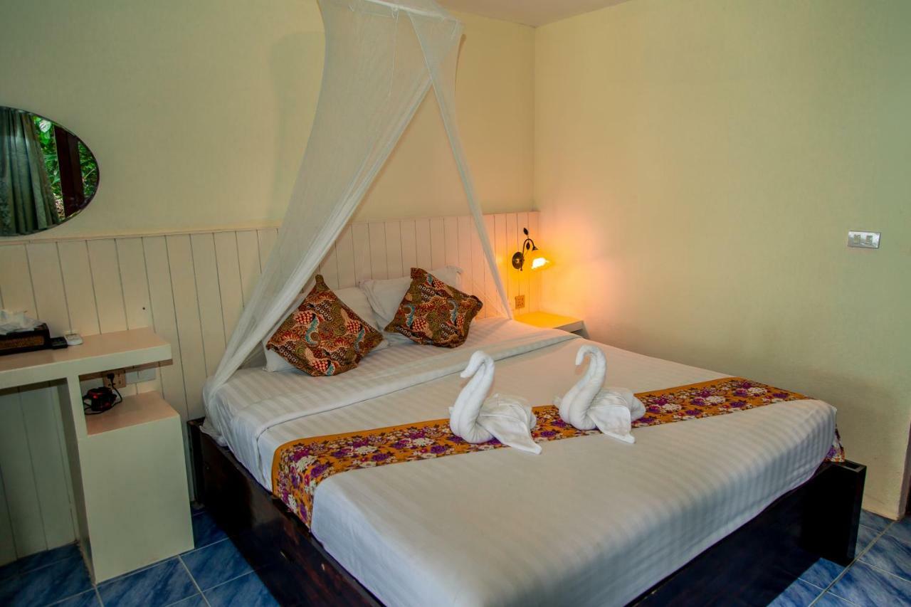Loyfa-Holina Natural Resort Phangang-sziget Kültér fotó