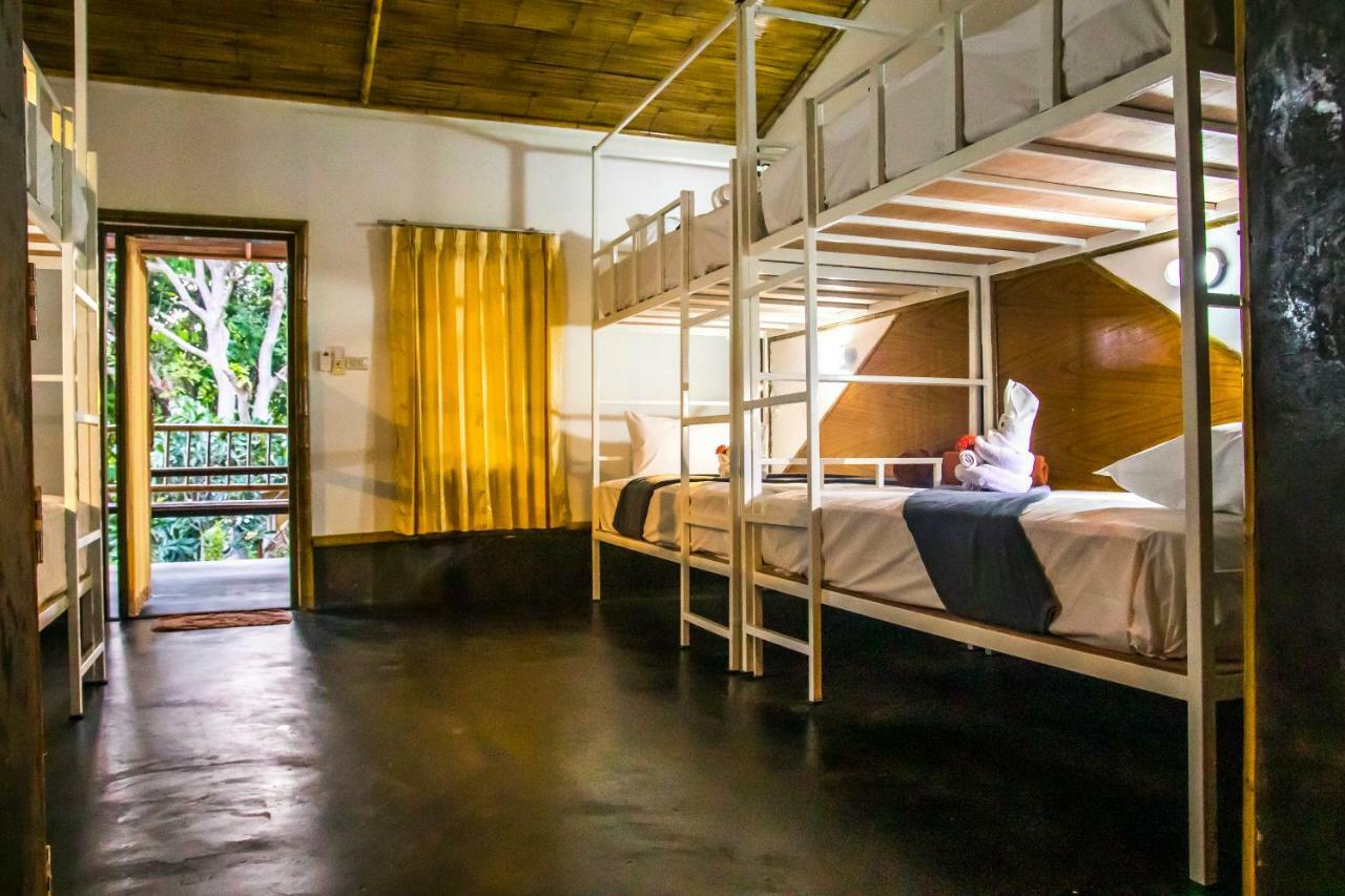 Loyfa-Holina Natural Resort Phangang-sziget Kültér fotó